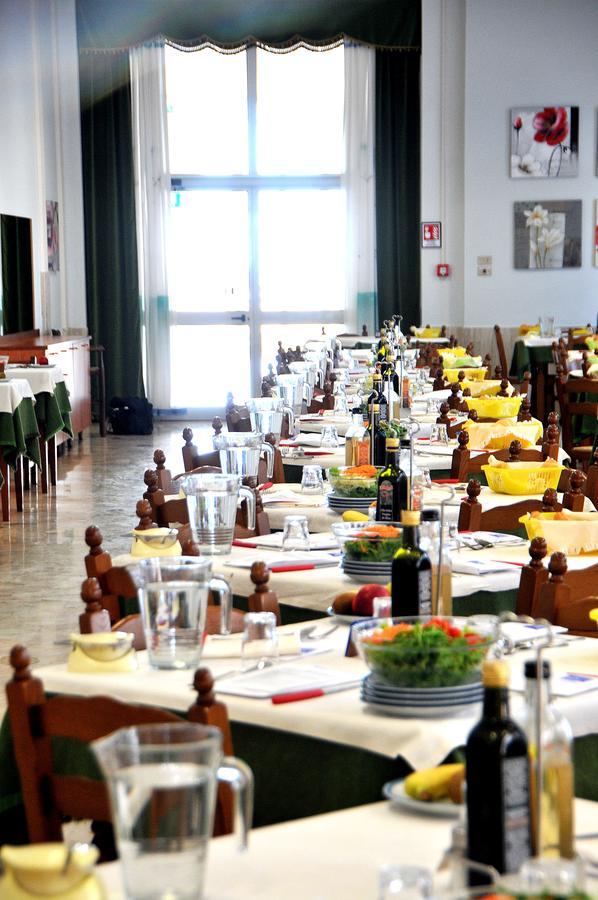Casa Marina Bruno E Paola Mari Hotel กาออร์เล ภายนอก รูปภาพ